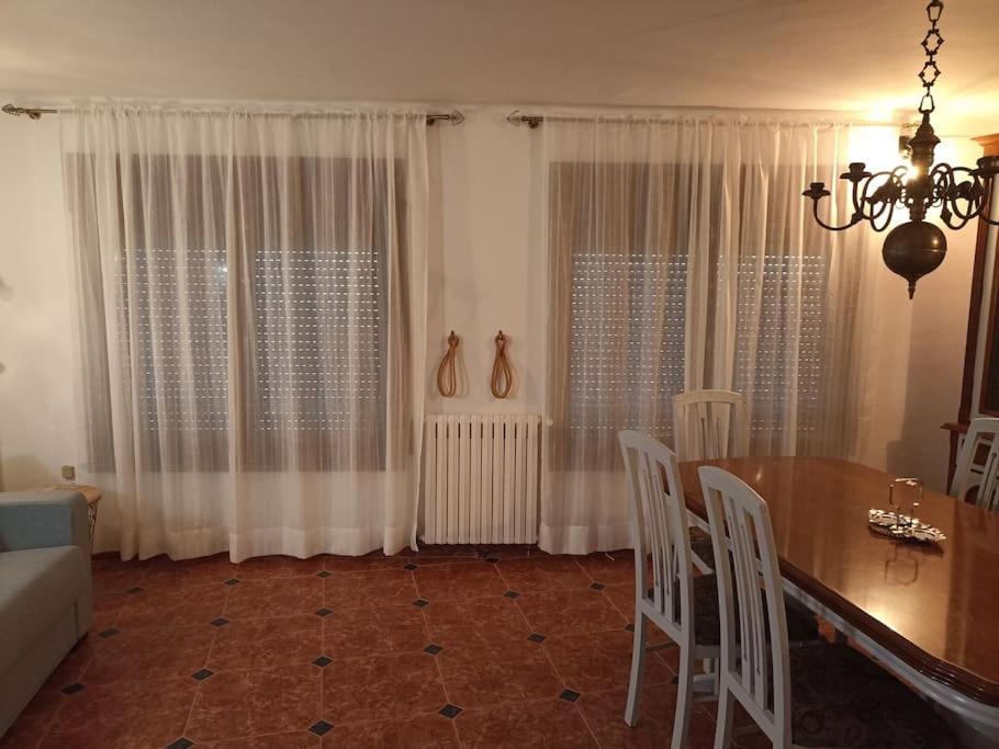 Casa Acogedora Con Barbacoa Villa Miravet Dış mekan fotoğraf